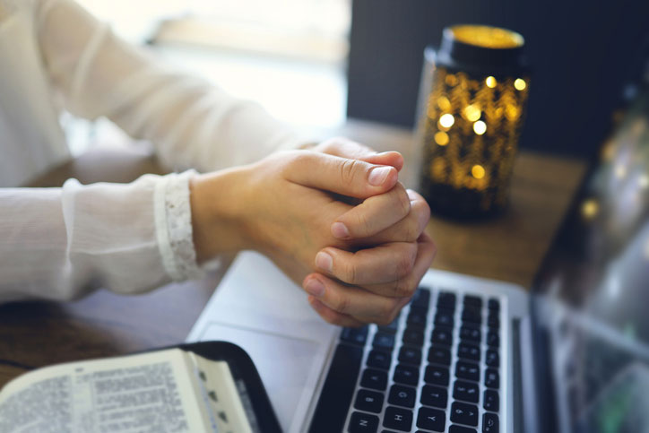 Praying online church service