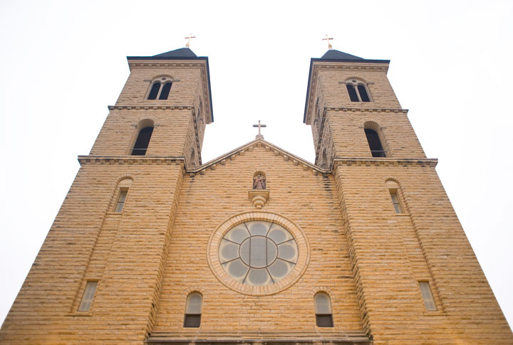 How to become a pastor in Kansas cathedral of the plains