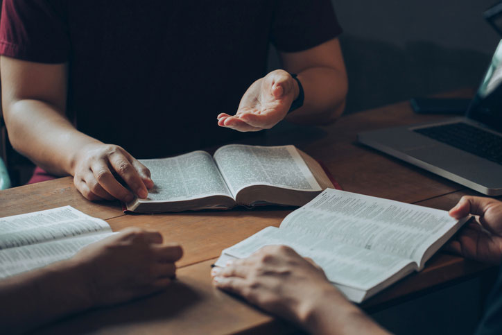 3 Tips on How to Choose a Seminary Degree